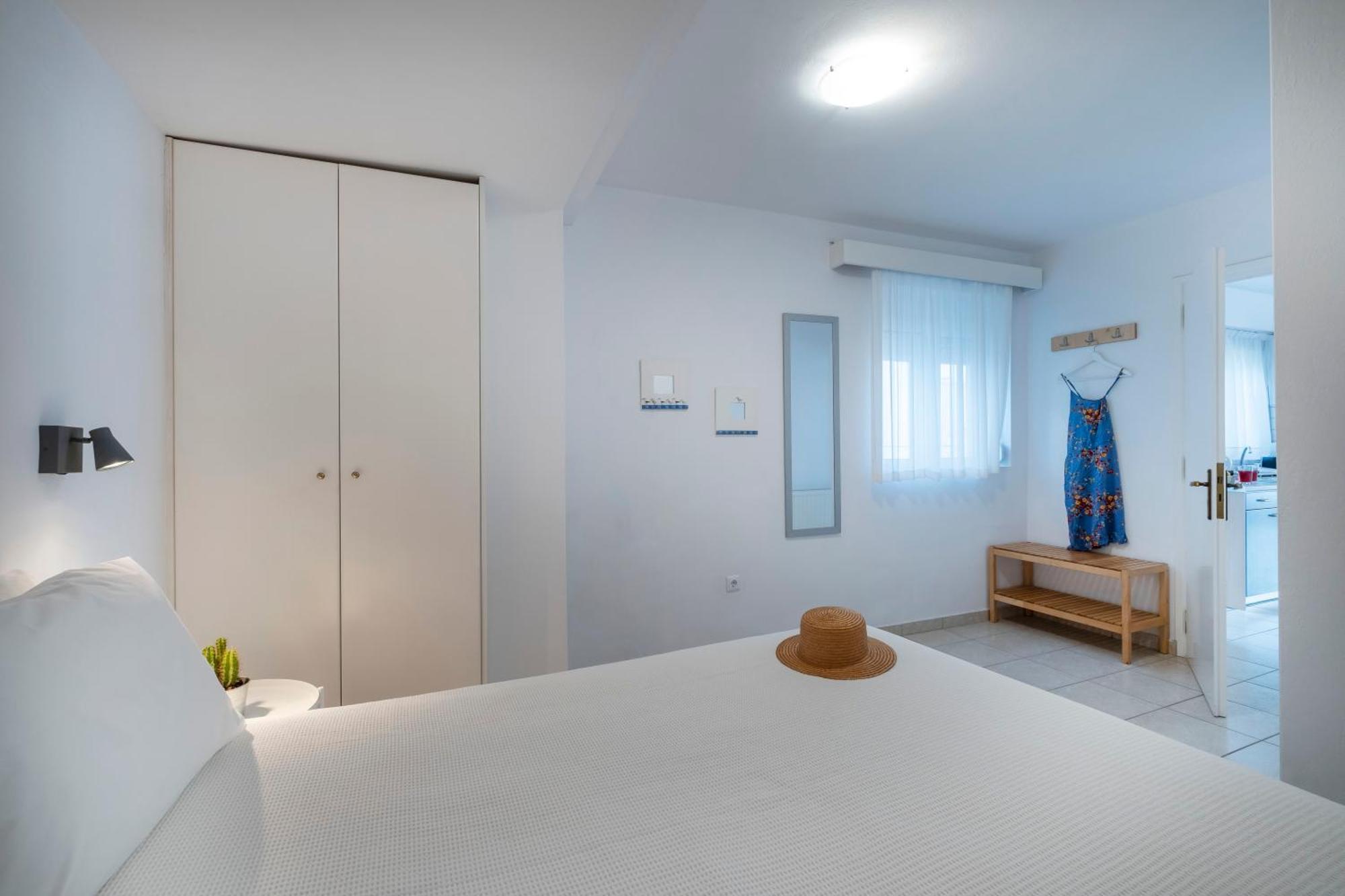 Meli Apartments & Villas Kivérion Eksteriør bilde